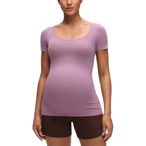 CRZ YOGA Softembrace Maternity U Neck Short Sleeve Shirts – Casual Pregnancy Tops Soft Work Going Out Basic T-Shirt for Women(Light Lavender)