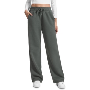 CRZ YOGA Cotton Fleece Lined Sweatpants Women 28″/30″/32″ – Straight Leg Casual Lounge Pants with Pockets Winter Warm(Grey Sage)
