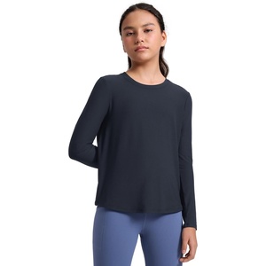 CRZ YOGA Girls Cloudweight Long Sleeve Athletic Shirts – Active Sports Casual Tees Crew Neck Side Slit Winter Kids Teen(True Navy)